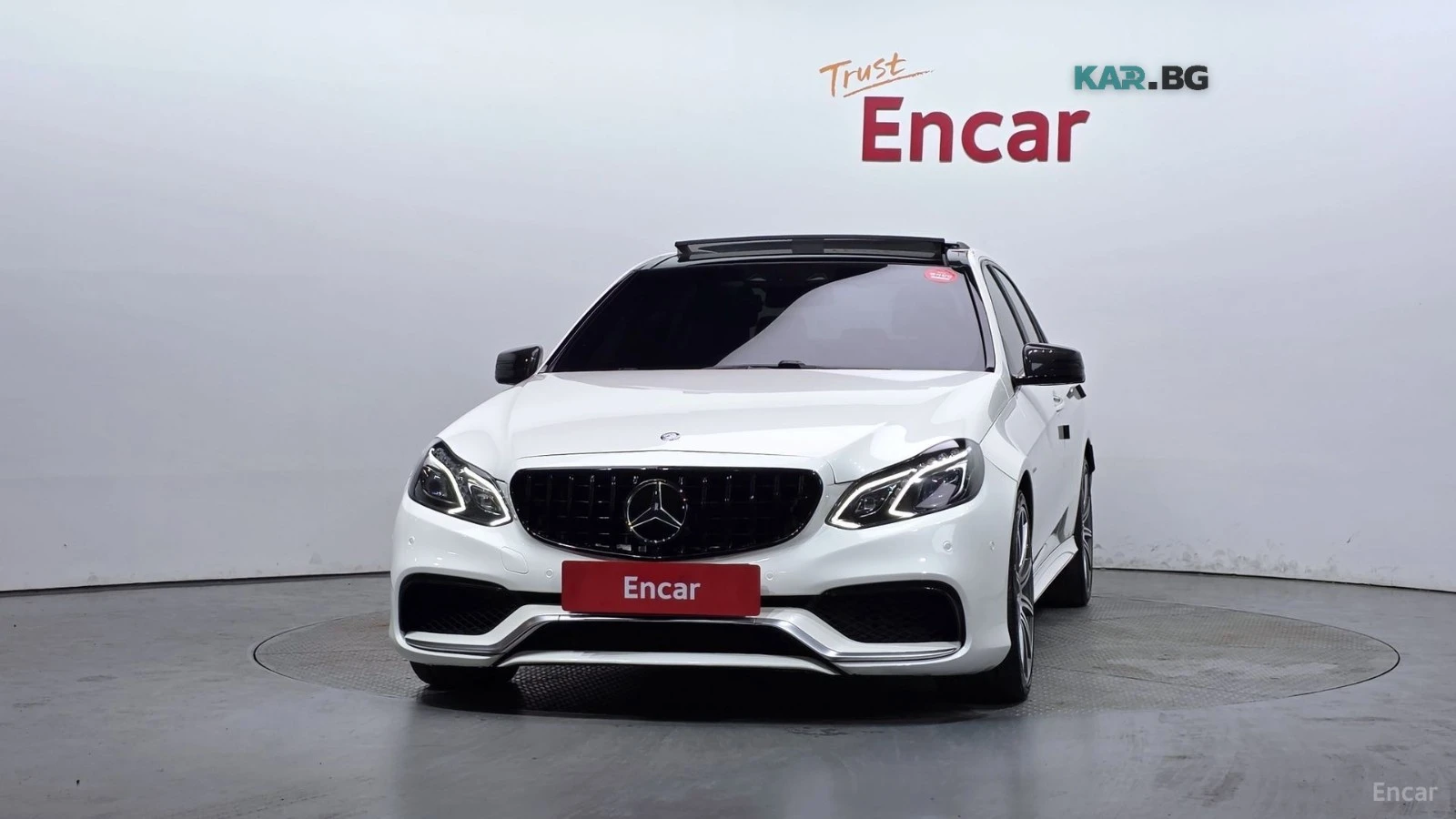 Mercedes-Benz E 63 AMG 4MATIC* КОЖА* ПОДГРЕВ* ОБДУХВ* HARMAN* PANO* , снимка 3 - Автомобили и джипове - 55891524
