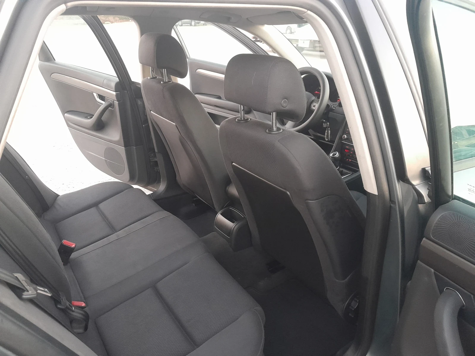 Seat Exeo 2.0 TDI 120 PS, снимка 13 - Автомобили и джипове - 55944568