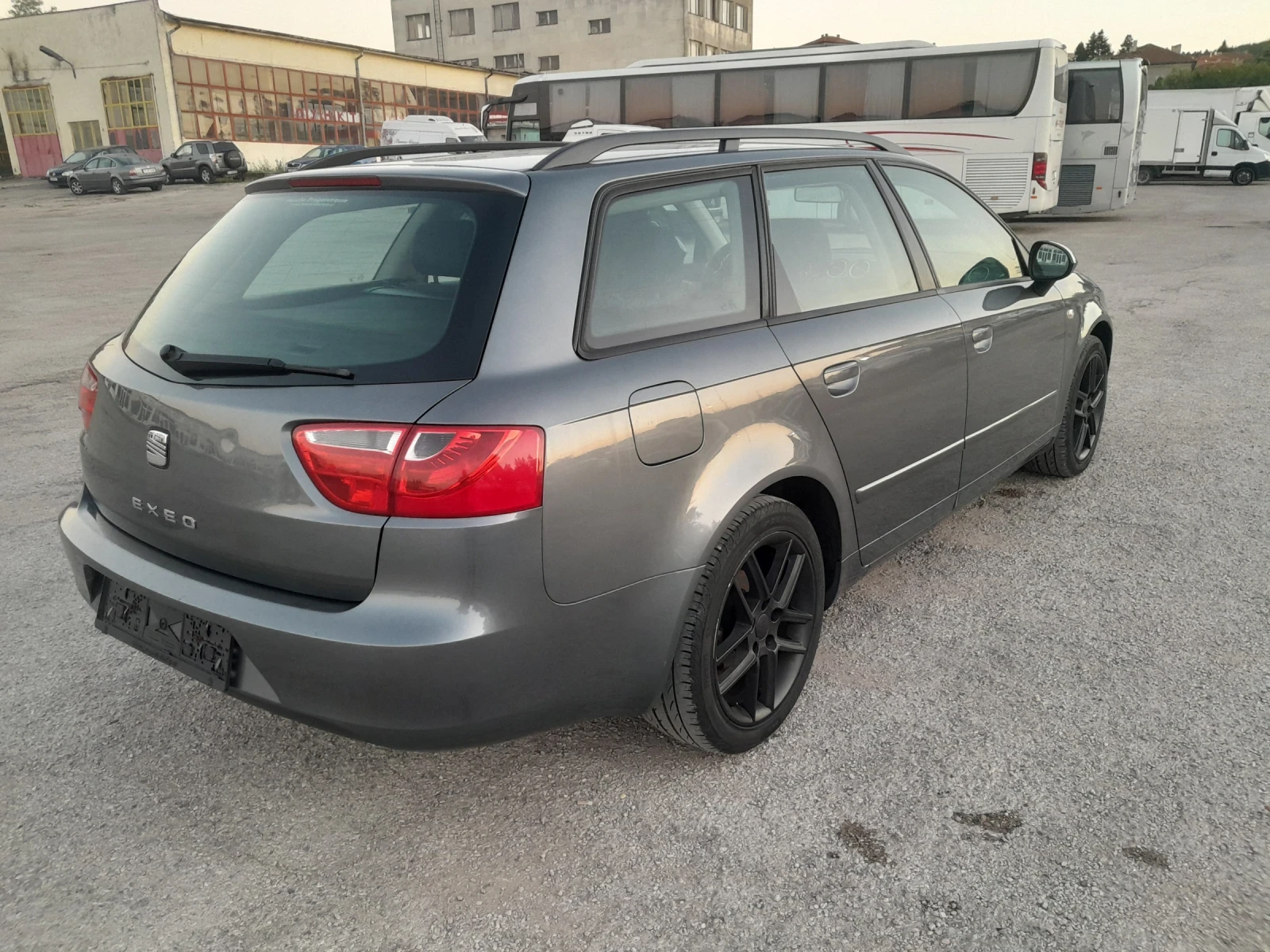Seat Exeo 2.0 TDI 120 PS, снимка 3 - Автомобили и джипове - 55944568