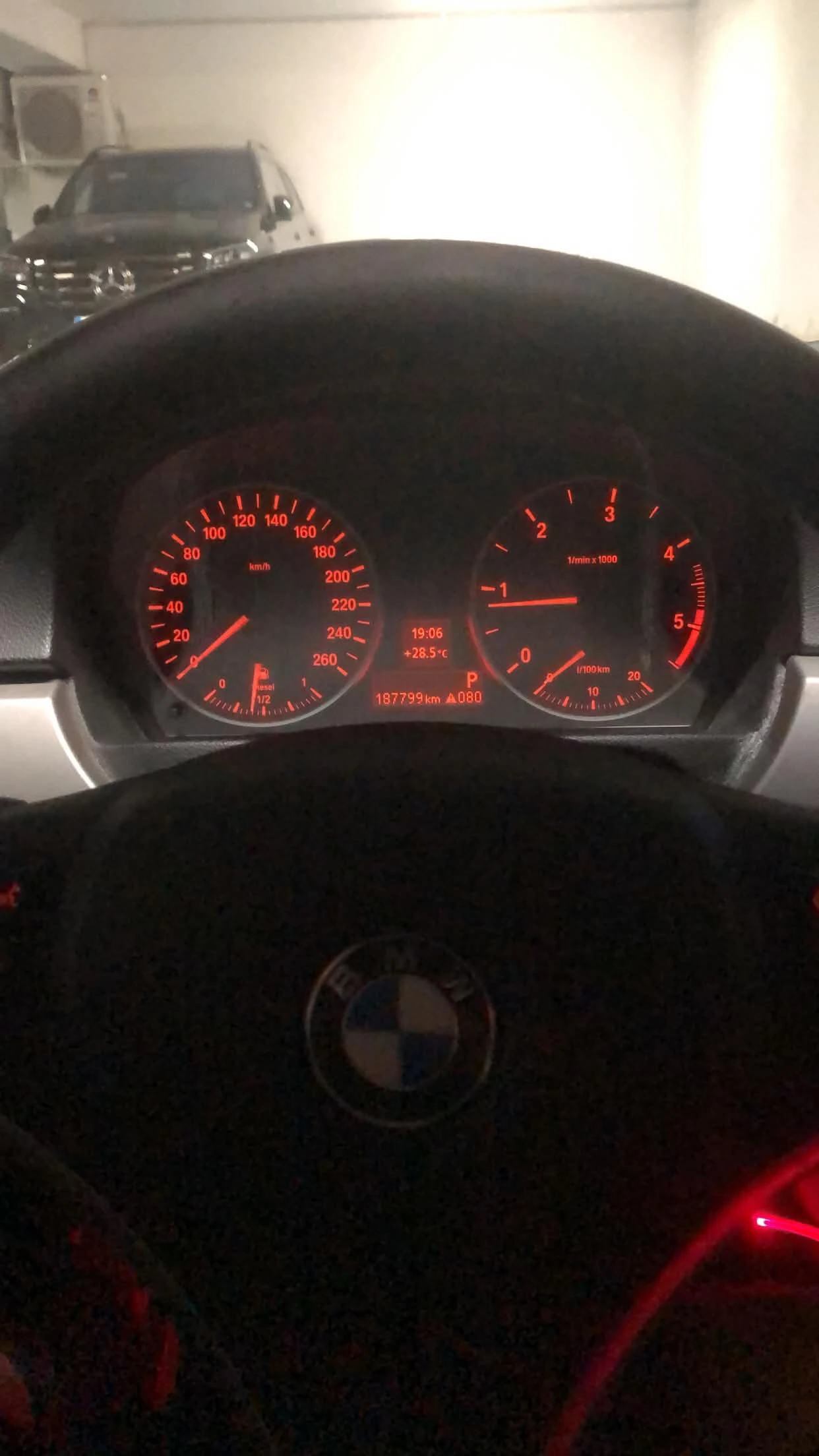 BMW 320, снимка 7 - Автомобили и джипове - 56120332
