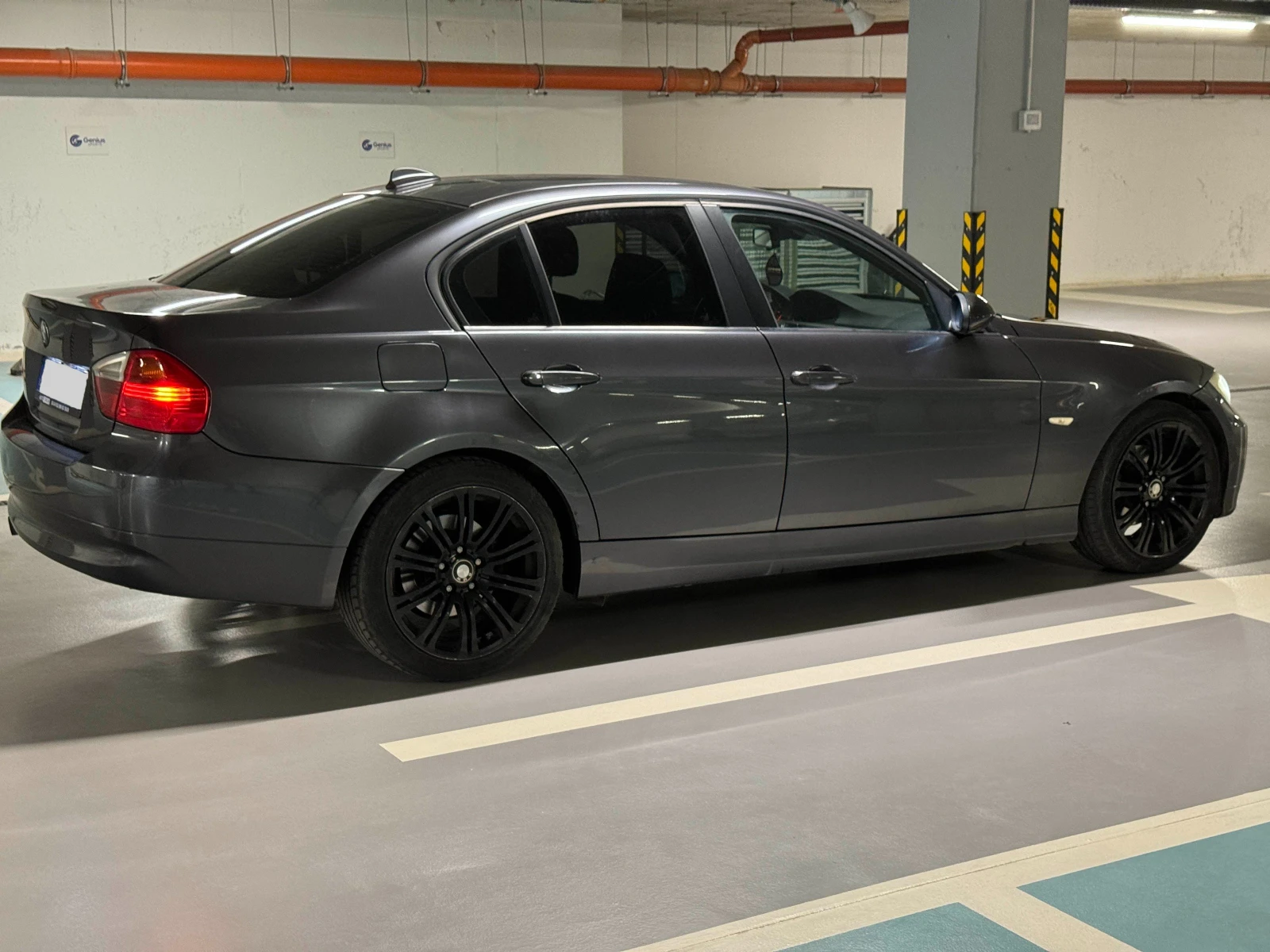 BMW 320, снимка 6 - Автомобили и джипове - 56120332