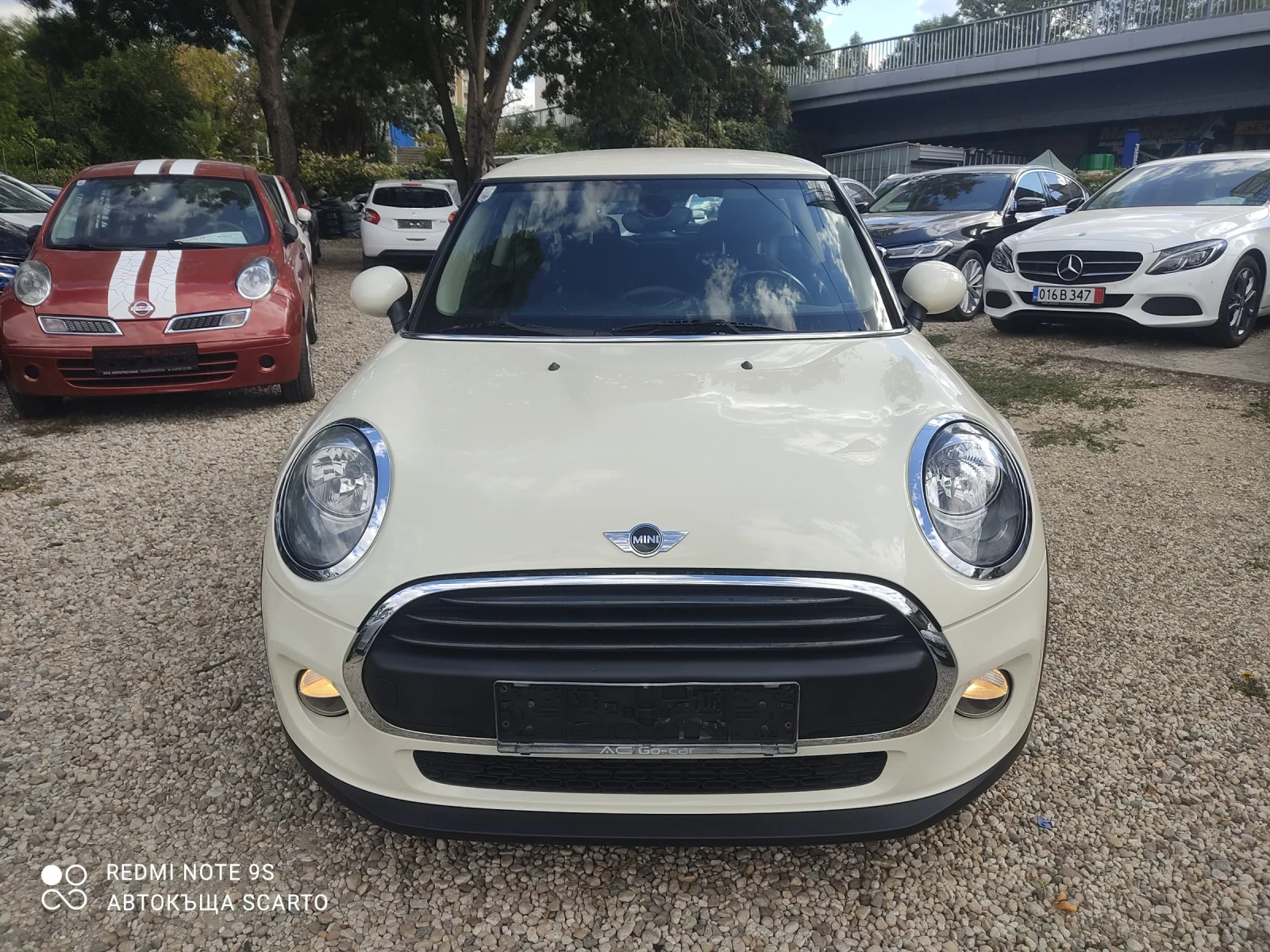 Mini One Бензин, автоматик, 2016г., снимка 2 - Автомобили и джипове - 56216432