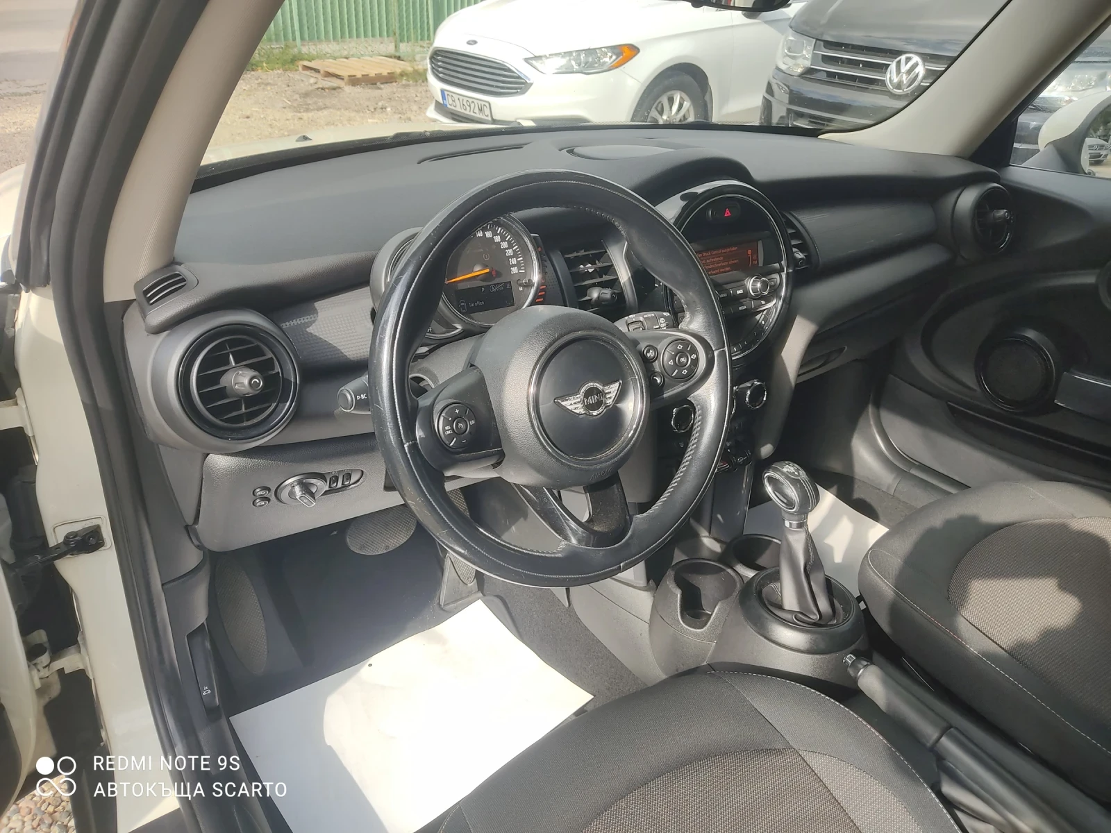 Mini One Бензин, автоматик, 2016г., снимка 12 - Автомобили и джипове - 56216432