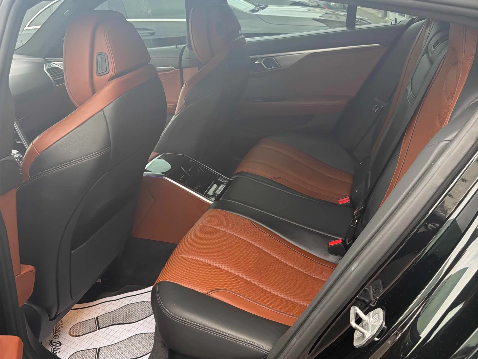 BMW 850 M-PACK* XDrive* ОБДУХВАНЕ* ПОДГРЕВ* HARMAN/KARDON, снимка 12 - Автомобили и джипове - 56248919