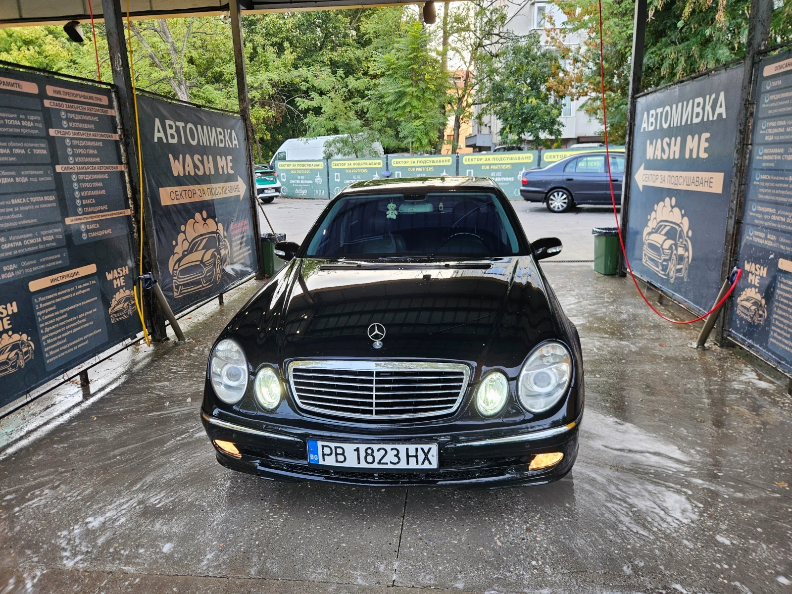 Mercedes-Benz E 320, снимка 2 - Автомобили и джипове - 56444305