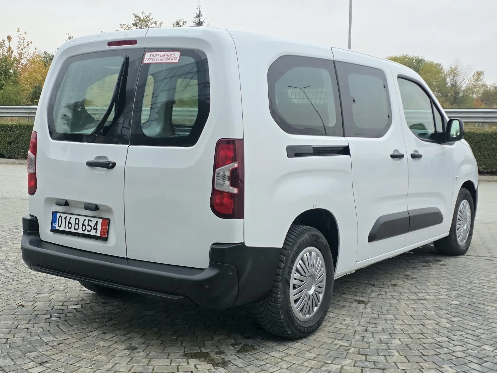 Citroen Berlingo XL, снимка 4 - Автомобили и джипове - 56691372