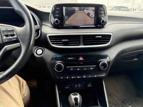 Hyundai Tucson | Preferred | ПОДГРЕВ | CARFAX | + ГУМИ ДЖАНТИ | , снимка 9