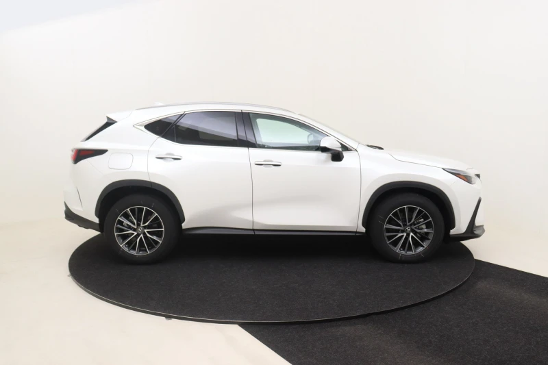 Lexus NX 450 h, снимка 6 - Автомобили и джипове - 48208287