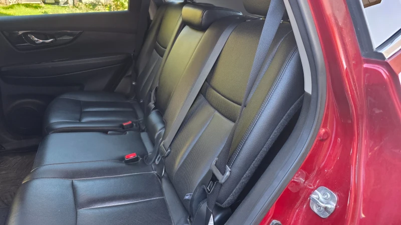 Nissan Rogue SL, снимка 10 - Автомобили и джипове - 52224636
