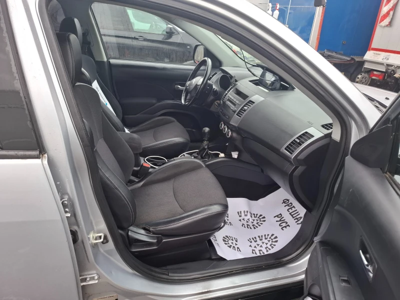 Citroen C-Crosser 2.2 Камера , снимка 10 - Автомобили и джипове - 52558265