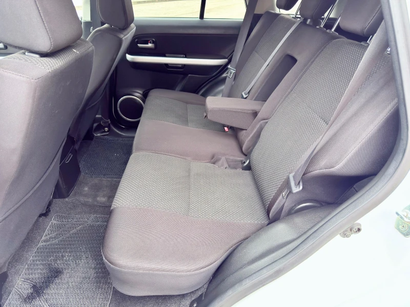 Suzuki Grand vitara 1.9DDIS-129k.c.* 4X4* Климатроник* , снимка 8 - Автомобили и джипове - 53058610