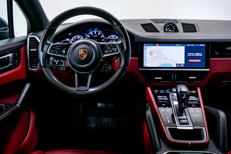 Porsche Cayenne E-HYBRID С РЕГИСТРАЦИЯ & АВТО КРЕДИТ, снимка 11 - Автомобили и джипове - 53524680