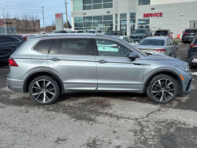 VW Tiguan  Highline R Line/Панорама/Подгрев/Кейлес/Клип, снимка 4 - Автомобили и джипове - 53539231