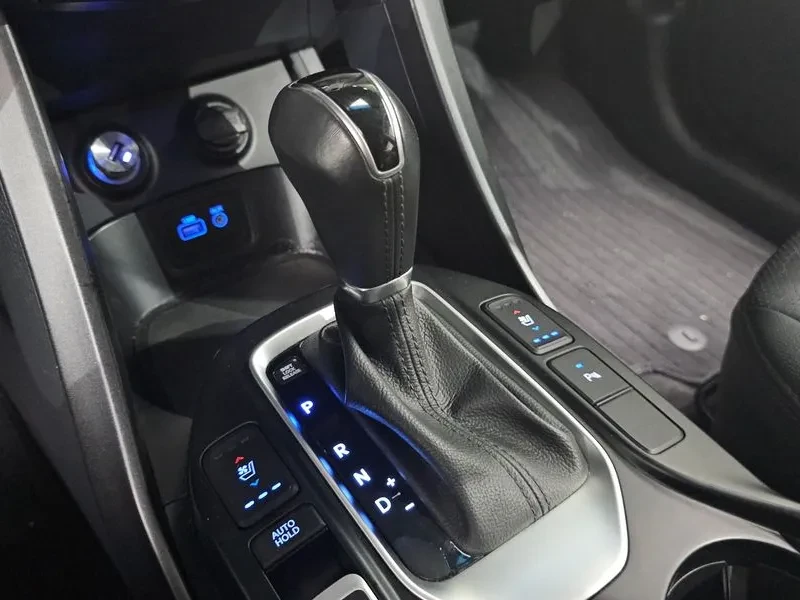 Hyundai Santa fe 2.0 , снимка 9 - Автомобили и джипове - 54872415