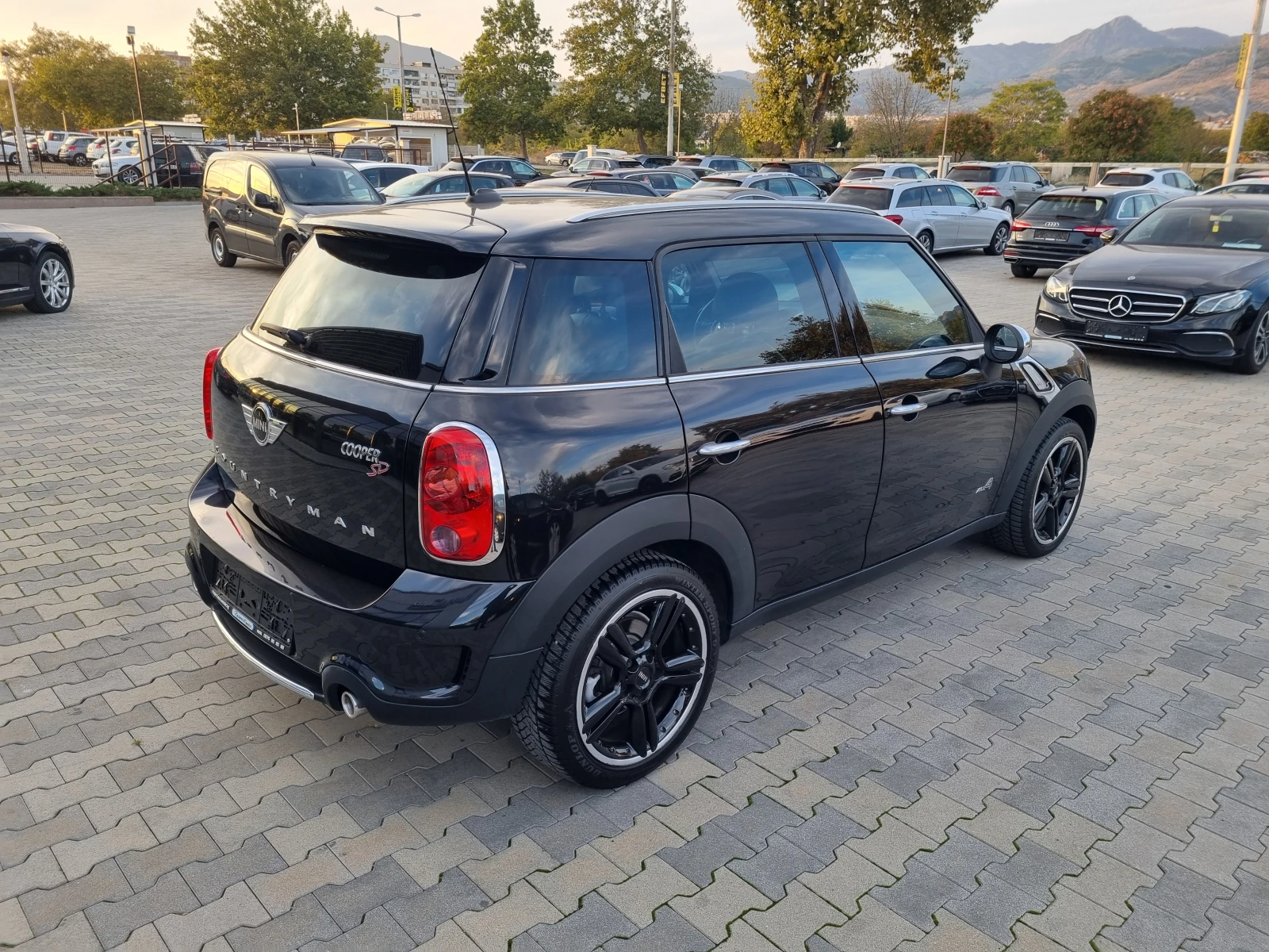 Mini Countryman SD= ALL 4= АВТОМАТИК= FULL 103хил.км - изображение 6