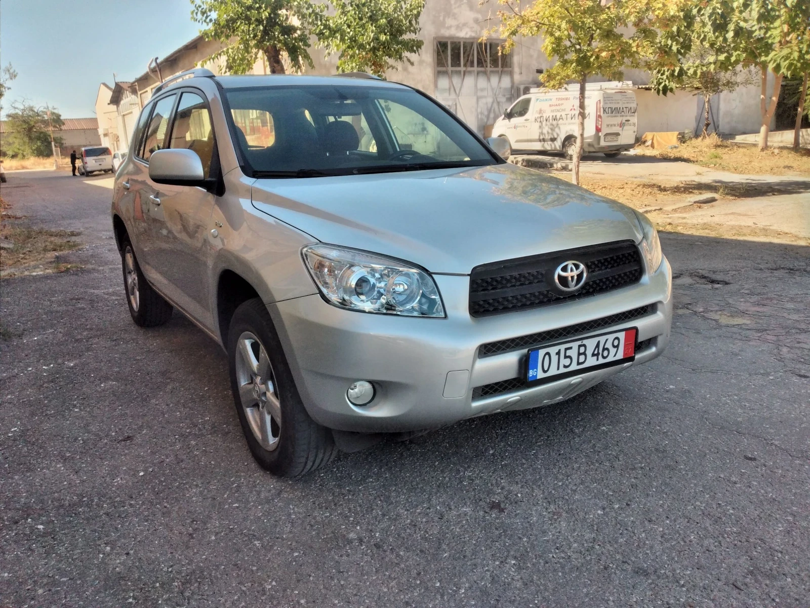 Toyota Rav4 2.2 D4D 136 k.c. | Mobile.bg — изображение 1