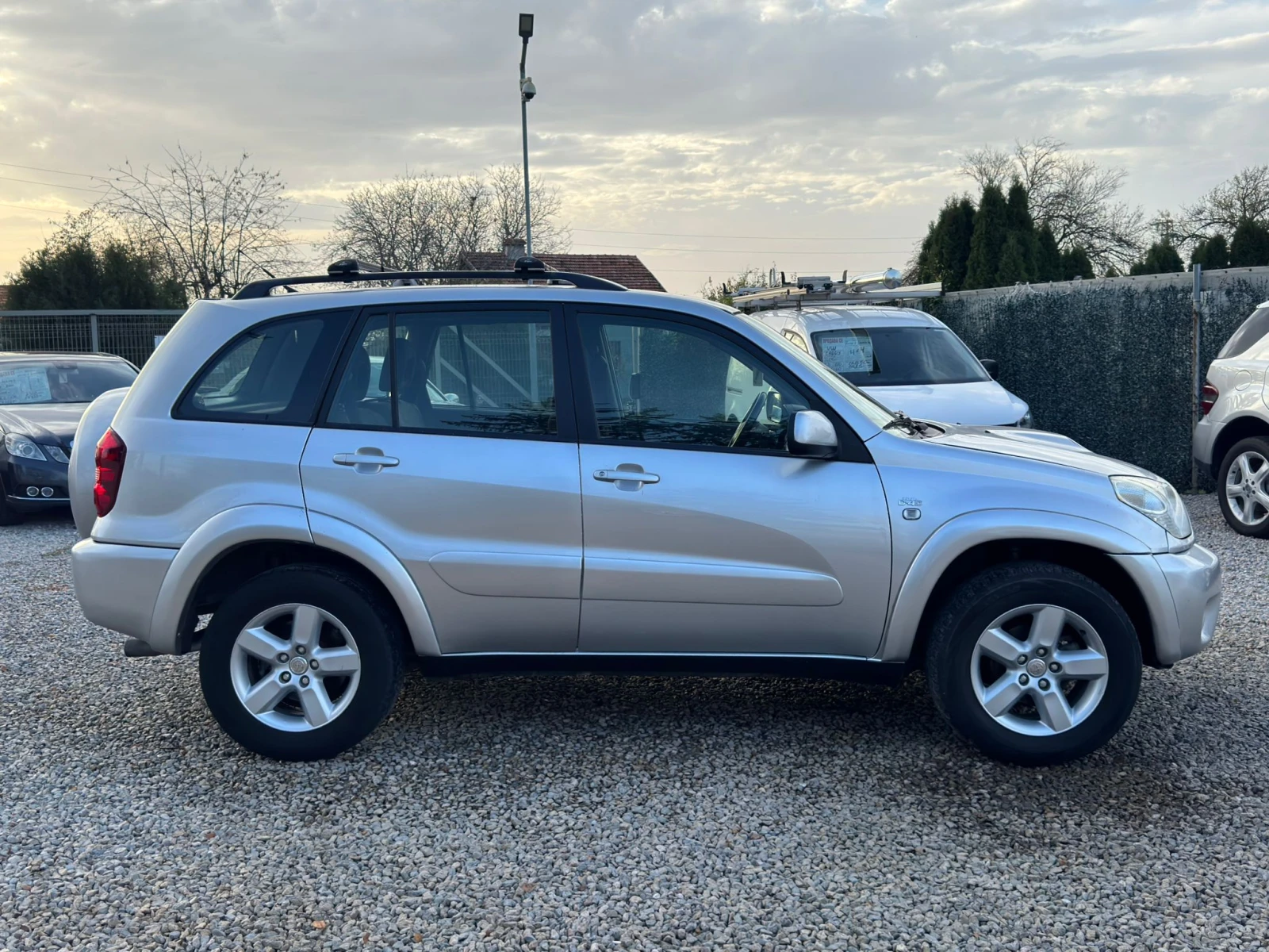 Toyota Rav4 /ИТАЛИЯ - изображение 8