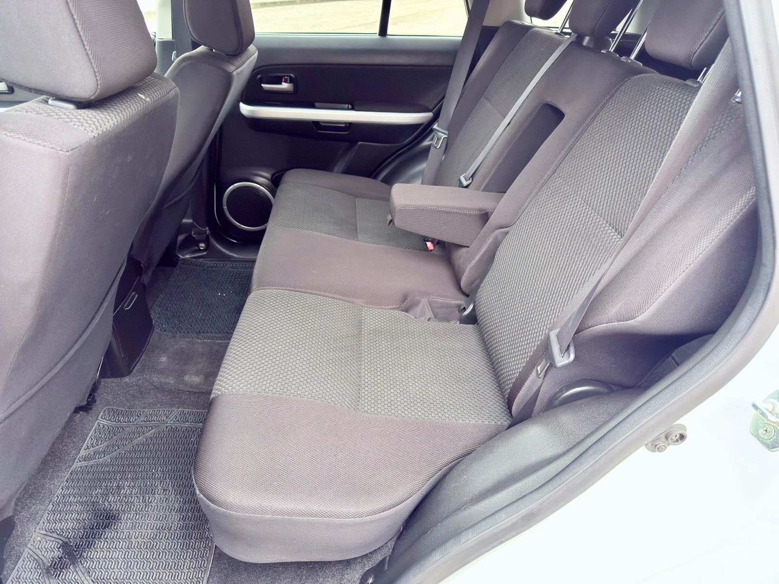 Suzuki Grand vitara 1.9DDIS-129k.c.* 4X4* �����������*  | Mobile.bg � ����������� 8