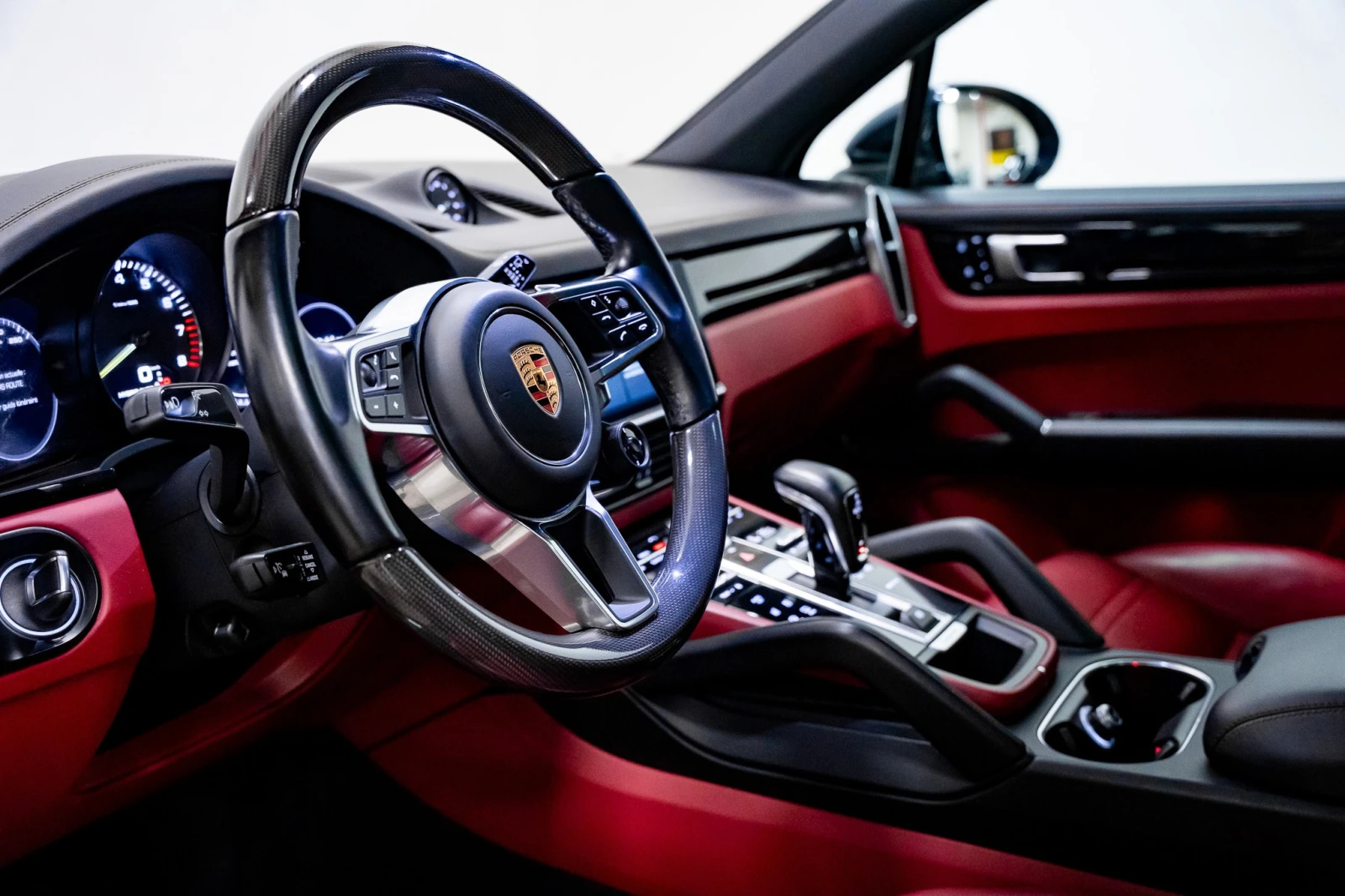 Porsche Cayenne E-HYBRID С РЕГИСТРАЦИЯ & АВТО КРЕДИТ - изображение 9