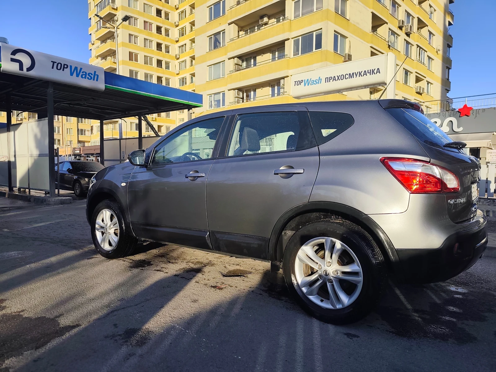 Nissan Qashqai, снимка 4 - Автомобили и джипове - 54314446