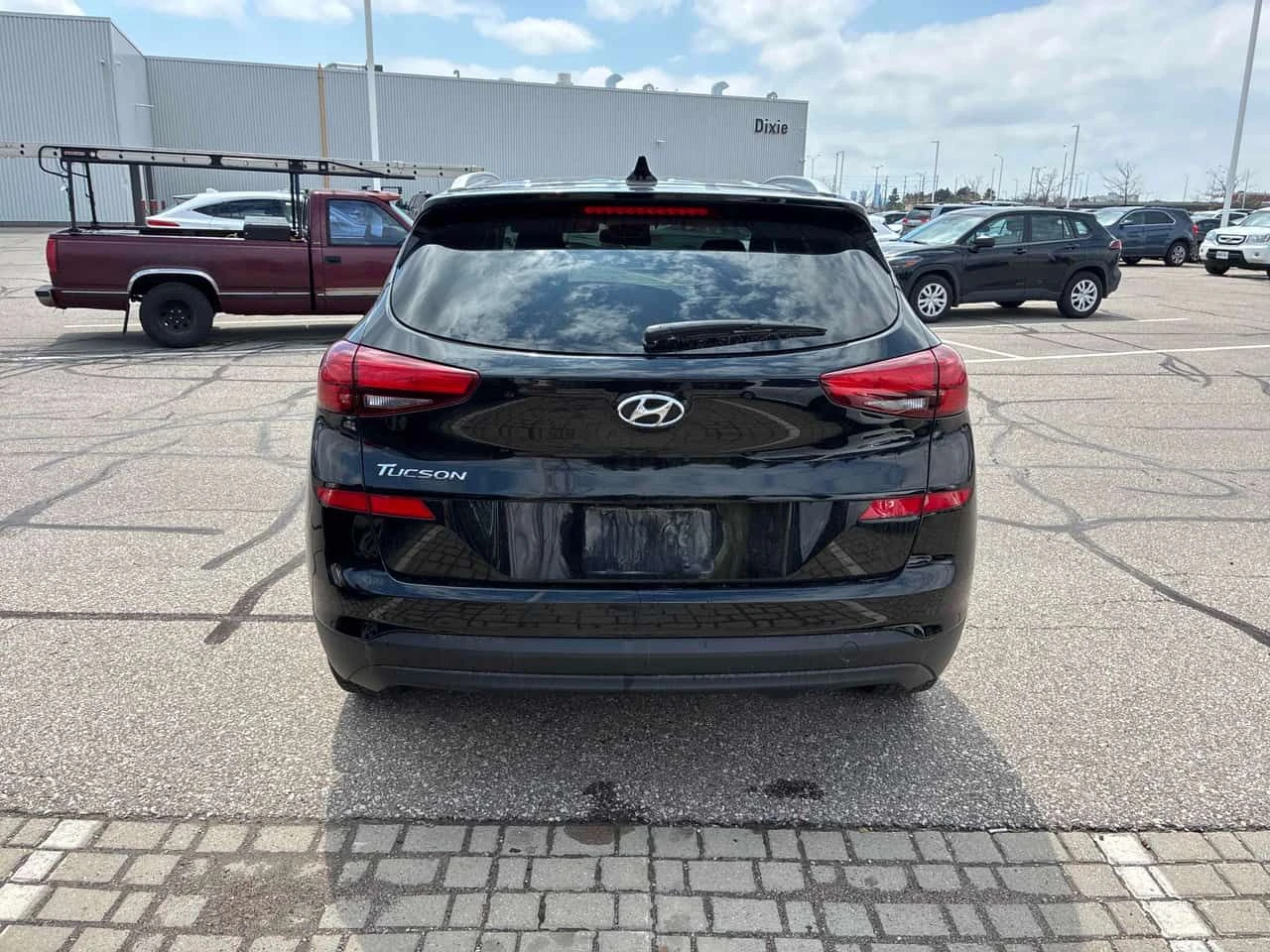 Hyundai Tucson | Preferred | ПОДГРЕВ | CARFAX | + ГУМИ ДЖАНТИ | , снимка 4 - Автомобили и джипове - 54543450