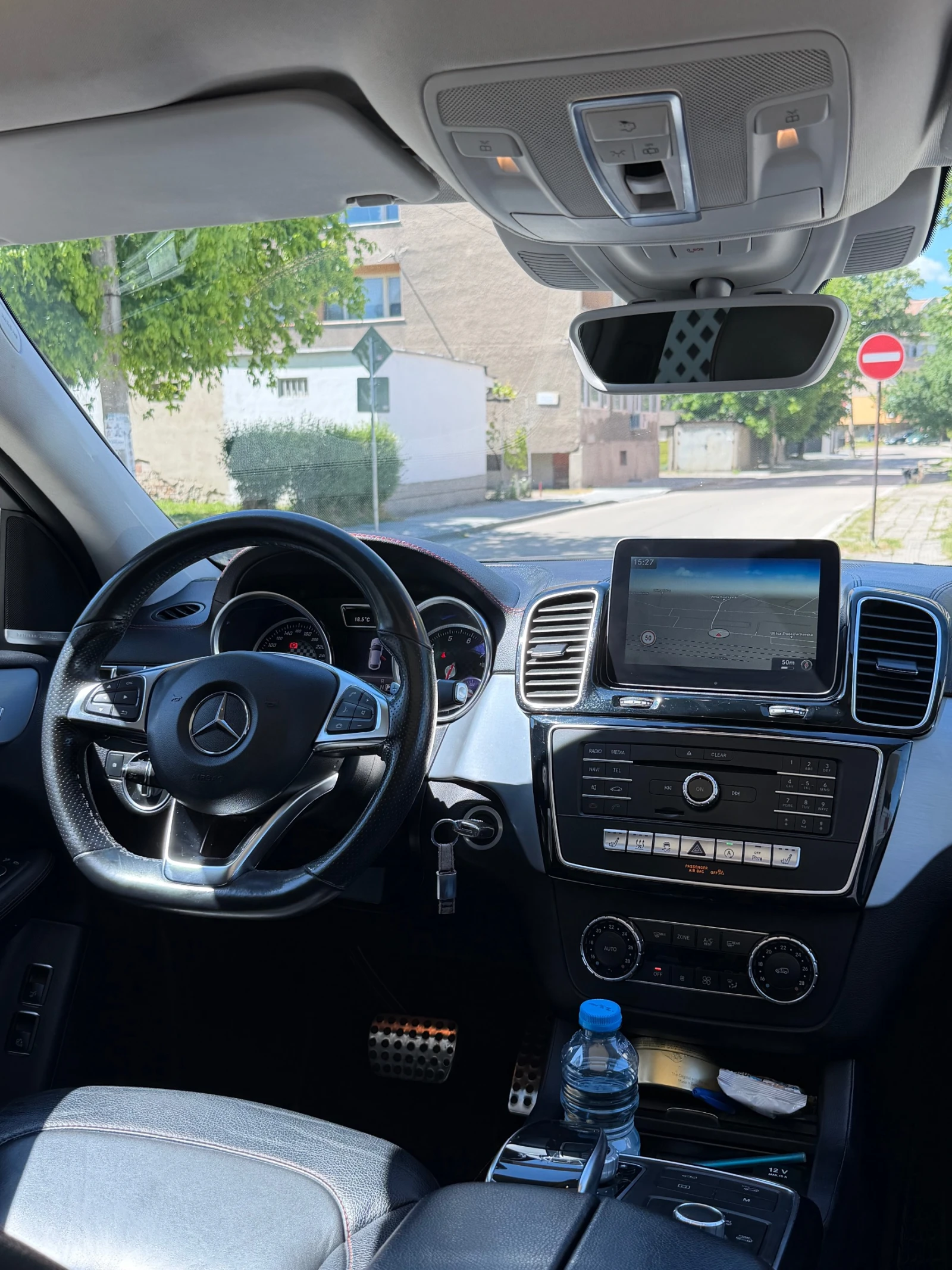 Mercedes-Benz GLE 350 1-СОБСТВЕНИК ПОДЪРЖАН МЕРЦЕДЕС, снимка 6 - Автомобили и джипове - 54564787