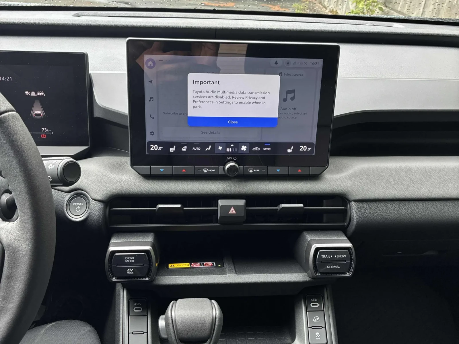 Toyota Rav4 AWD * ПОДГРЕВ НА ВОЛАНА * CARFAX * АВТО КРЕДИТ * , снимка 9 - Автомобили и джипове - 54796213