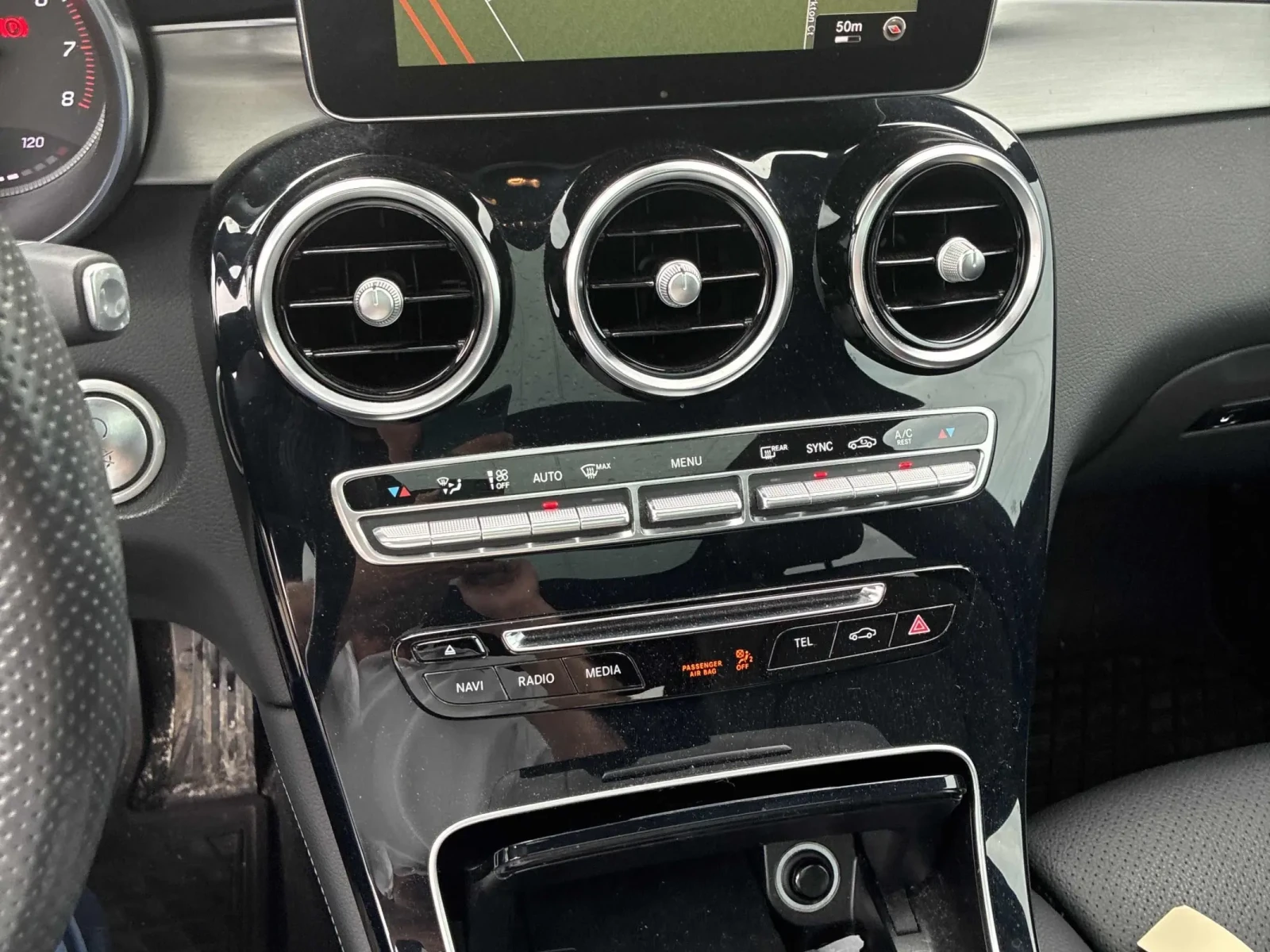Mercedes-Benz GLC 300, снимка 8 - Автомобили и джипове - 54865664