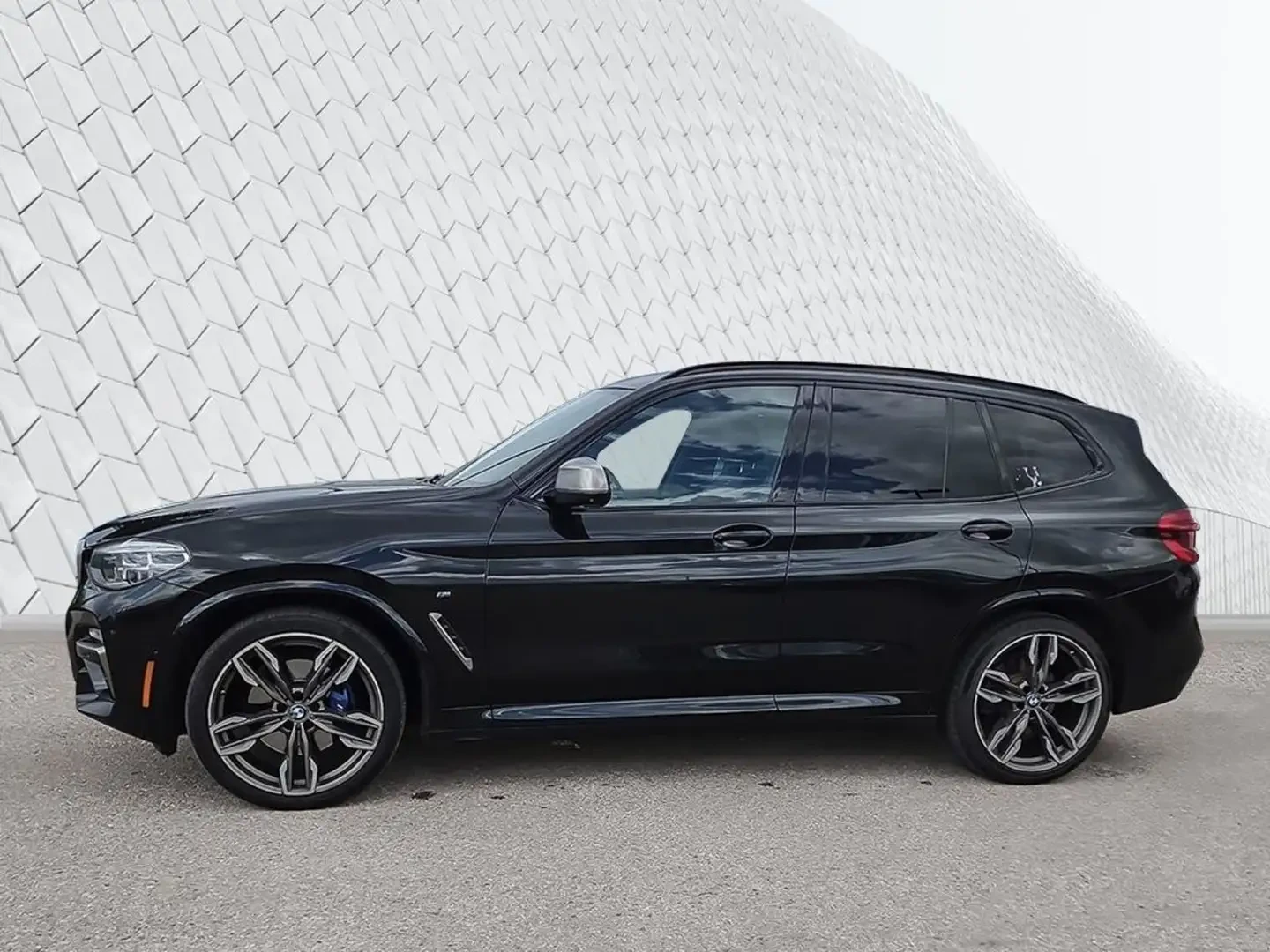 BMW X3 M40I* ДИГИТАЛНО* ТАБЛО* ПОДГРЕВ* КАМЕРА* КЕЙЛЕС* М, снимка 2 - Автомобили и джипове - 55278122