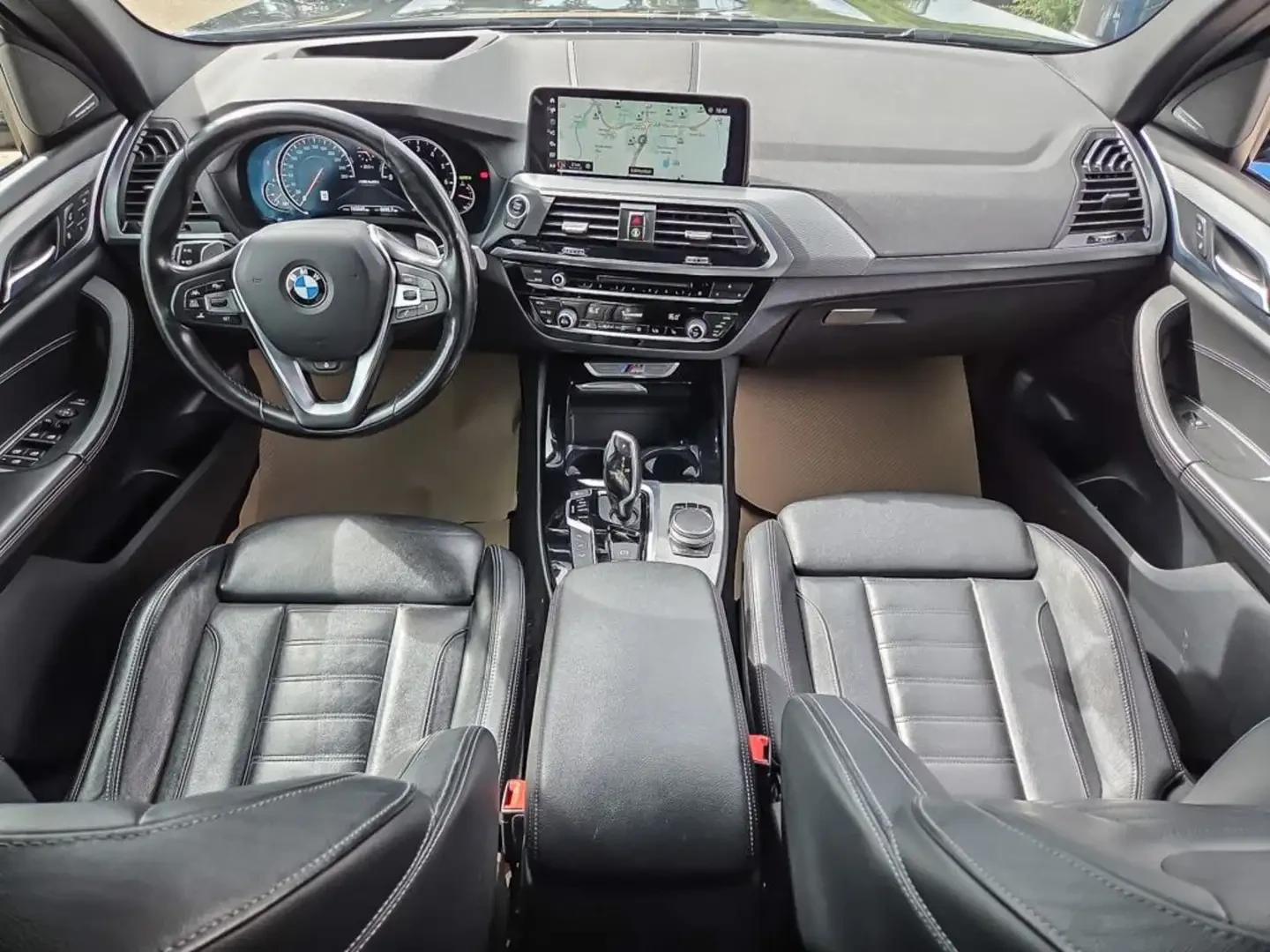 BMW X3 M40I* ДИГИТАЛНО* ТАБЛО* ПОДГРЕВ* КАМЕРА* КЕЙЛЕС* М, снимка 5 - Автомобили и джипове - 55278122