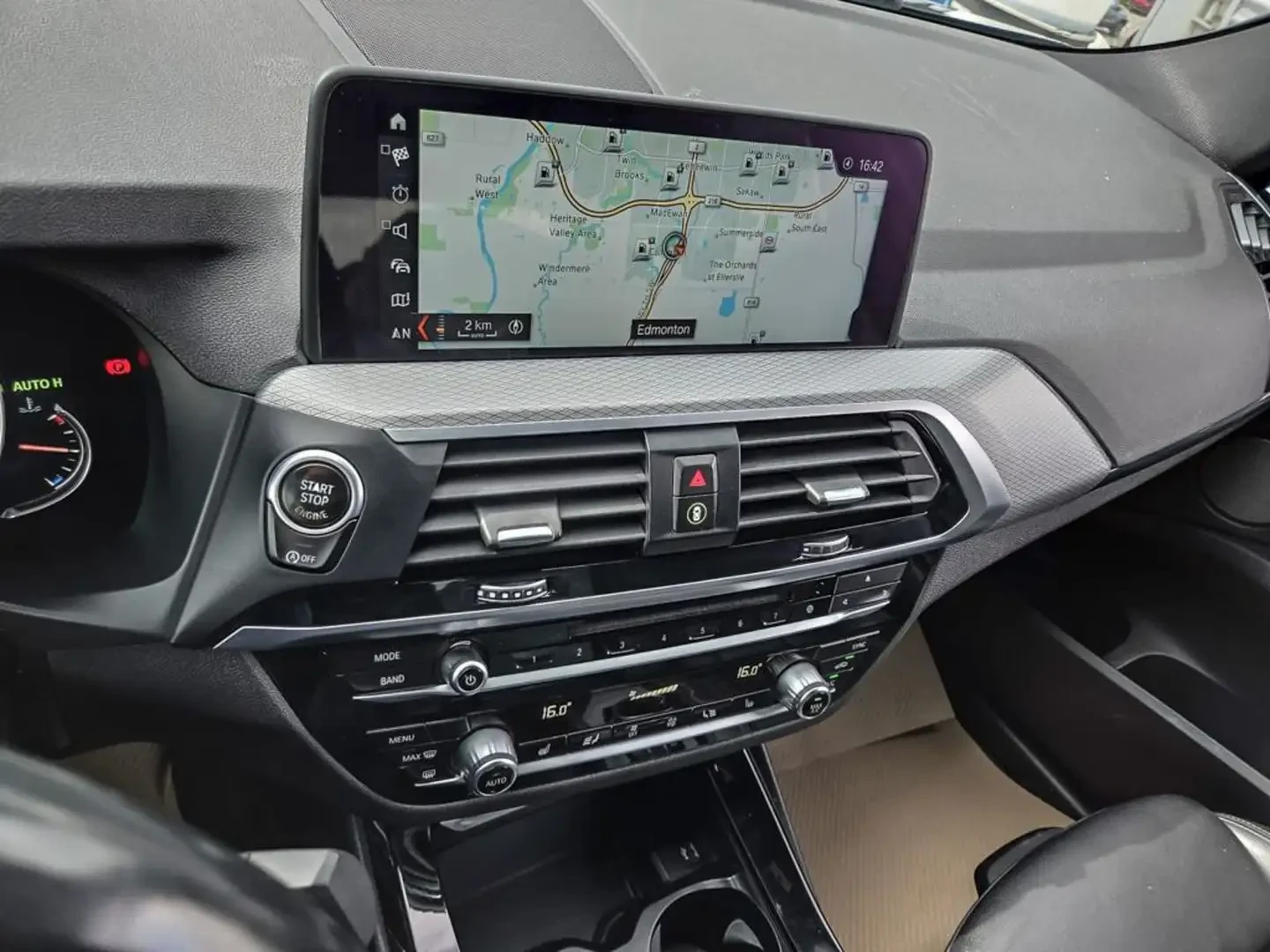 BMW X3 M40I* ДИГИТАЛНО* ТАБЛО* ПОДГРЕВ* КАМЕРА* КЕЙЛЕС* М, снимка 9 - Автомобили и джипове - 55278122