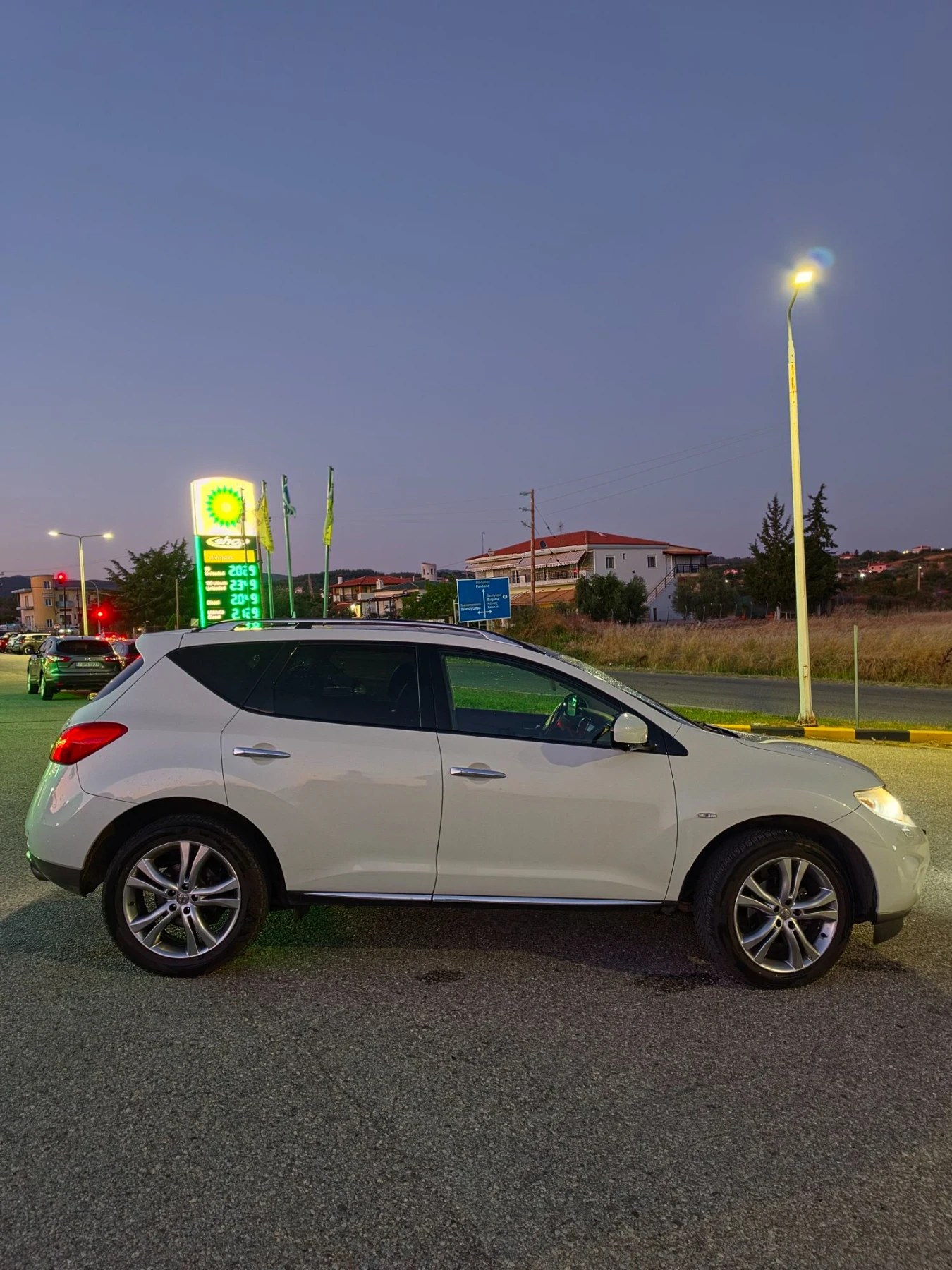 Nissan Murano 2.5 cdi, снимка 15 - Автомобили и джипове - 55737191