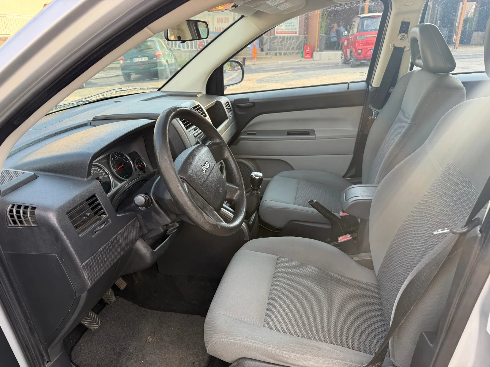 Jeep Compass / 2.0D / 4X4 / 140 HP /, снимка 10 - Автомобили и джипове - 55795977