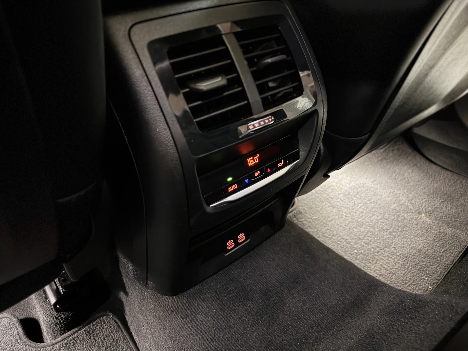 BMW X3 XDRIVE 30I * CAMERA * LINE ASSIST * CARPLAY , снимка 16 - Автомобили и джипове - 55879786