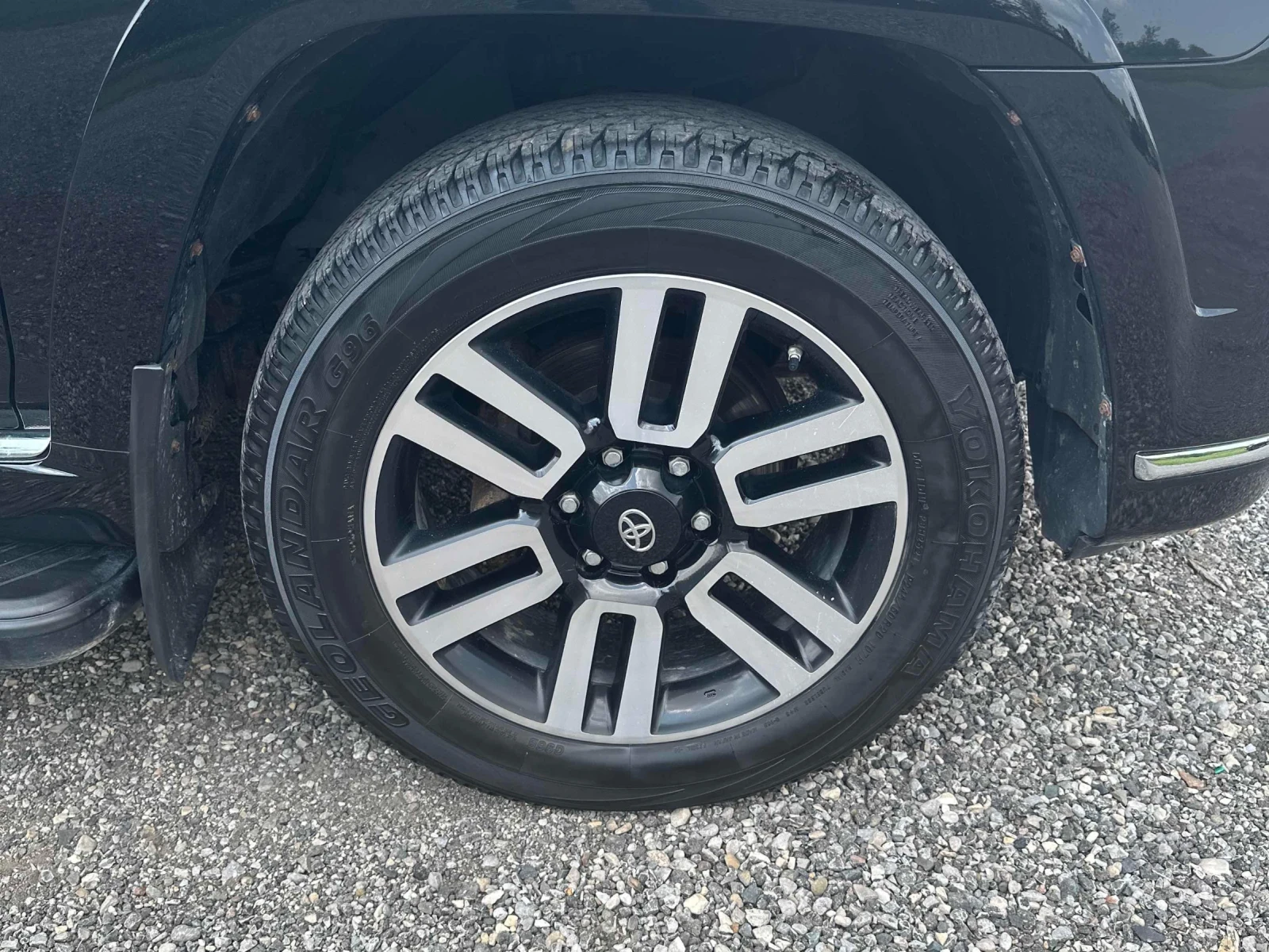 Toyota 4runner 4х4* Back cam* Шибидах* Обдух* JBL* Keyless* , снимка 5 - Автомобили и джипове - 55978397