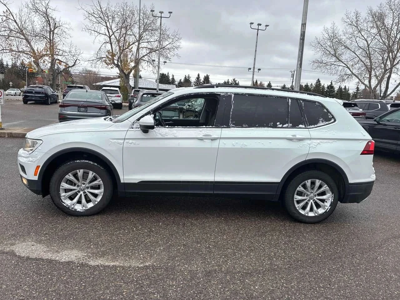 VW Tiguan, снимка 2 - Автомобили и джипове - 56714992