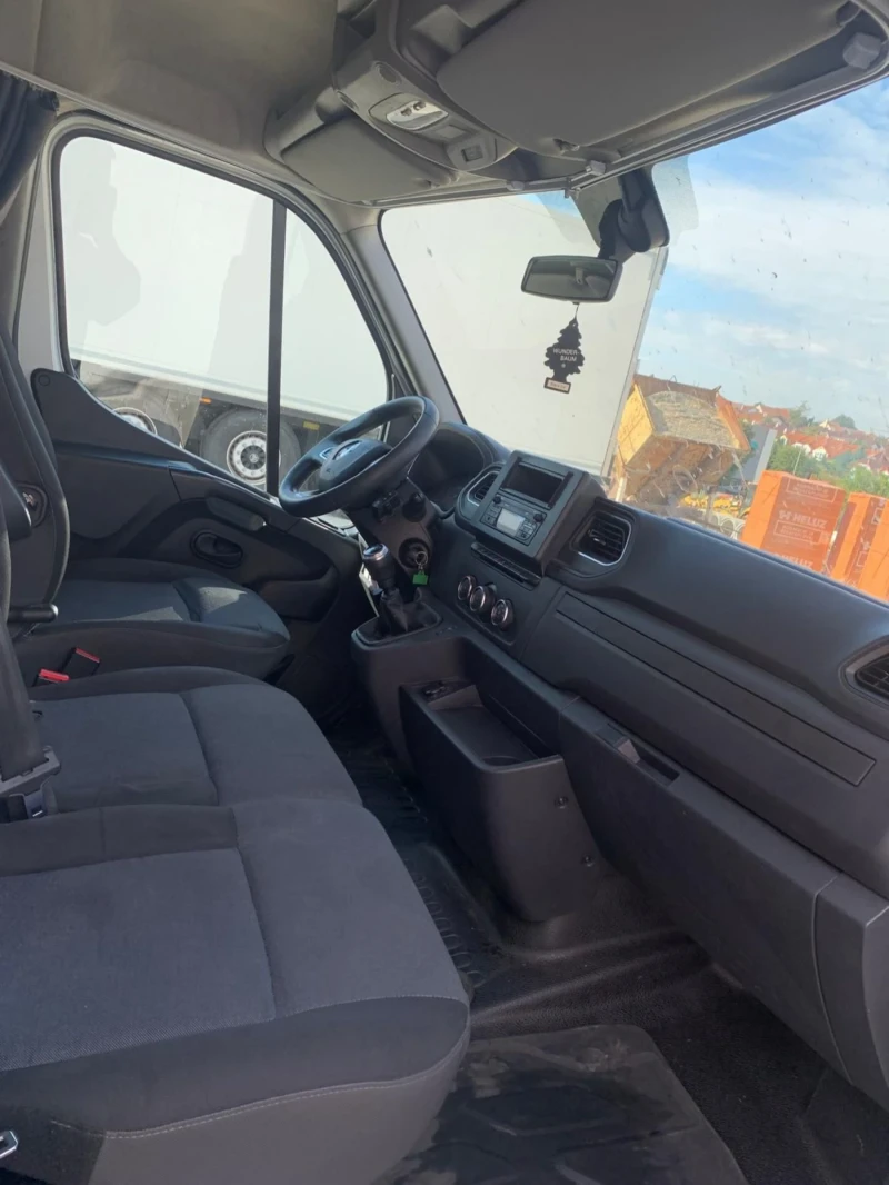 Renault Master 10 палета, снимка 3 - Бусове и автобуси - 47497377