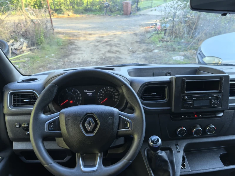 Renault Master 10 палета, снимка 11 - Бусове и автобуси - 47497377