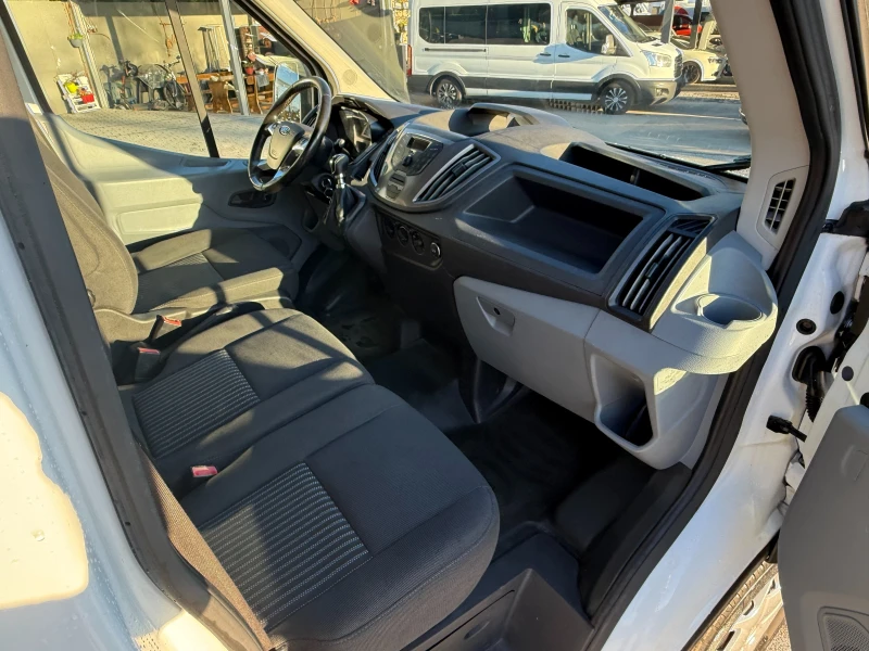Ford Transit 2.2TDCI Клима Euro 5 L2H2 , снимка 9 - Бусове и автобуси - 52413746