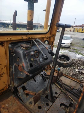 Трактор Болгар Т60В , снимка 9