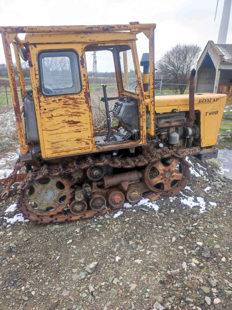 Трактор Болгар Т60В , снимка 5 - Селскостопанска техника - 53344751