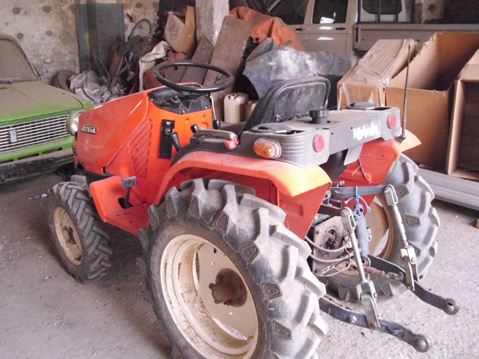 Трактор Kubota 4х4, снимка 3 - Селскостопанска техника - 54176750