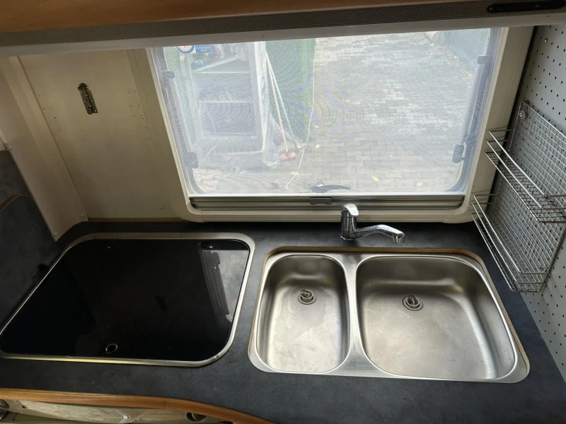 Кемпер HYMER / ERIBA B544, снимка 8 - Каравани и кемпери - 52121660