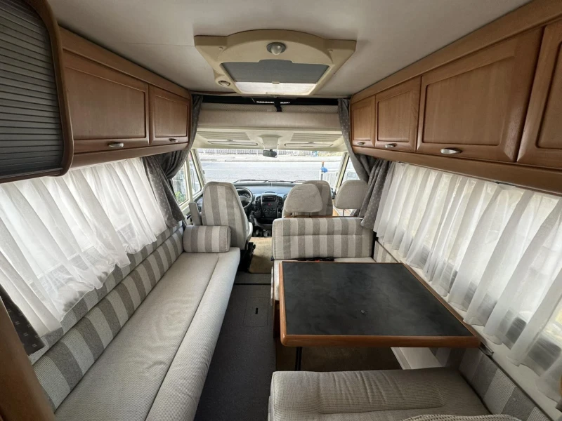 Кемпер HYMER / ERIBA B544, снимка 11 - Каравани и кемпери - 52121660