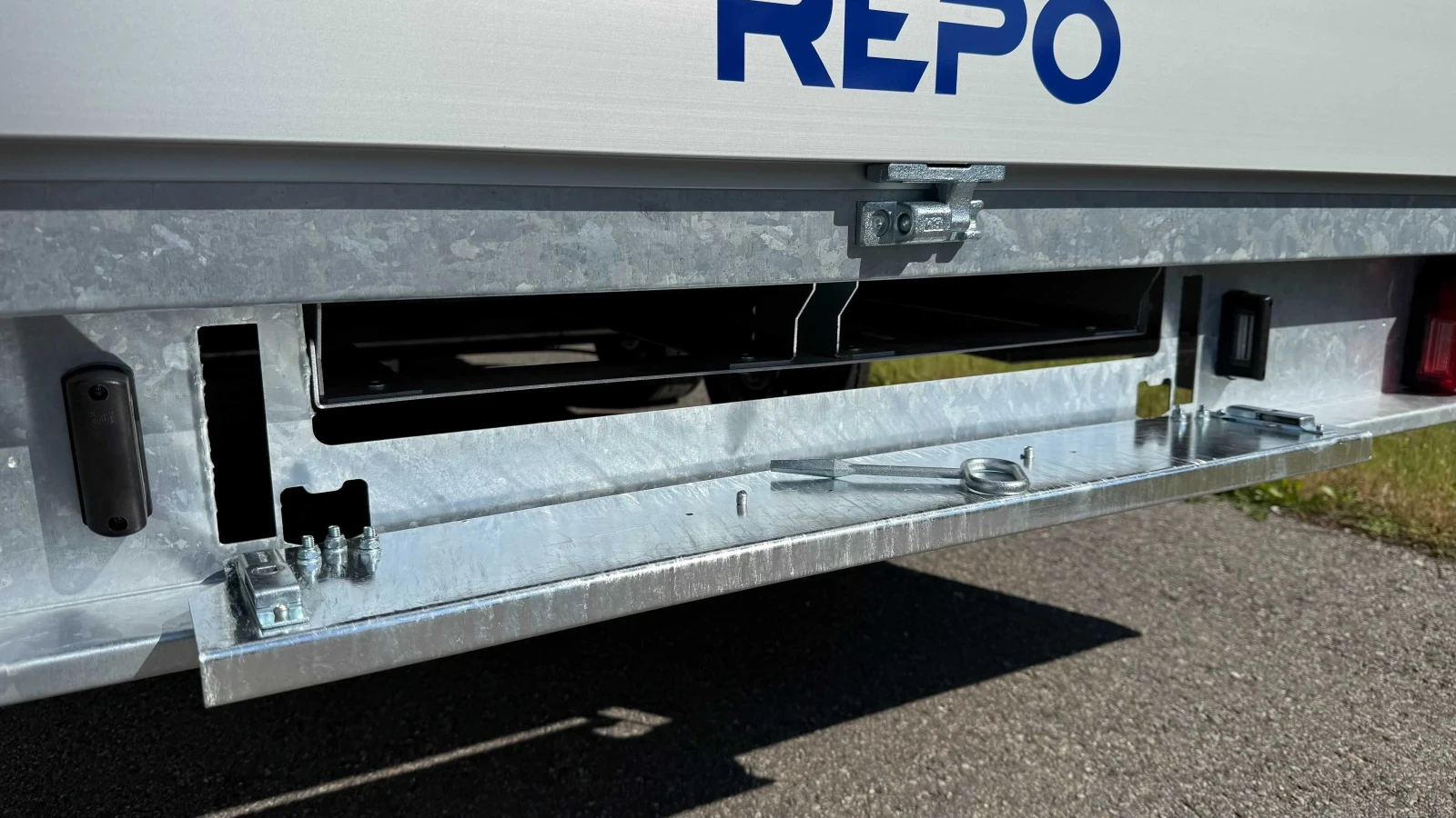   Agados Repo Cargo  4 2.10 2700 | Mobile.bg   6