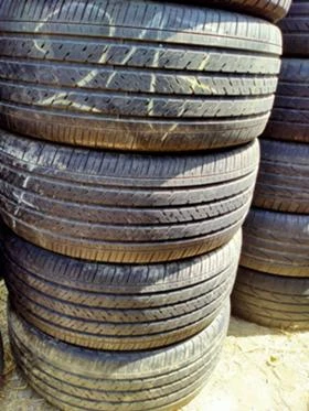 Гуми Летни 235/55R17, снимка 1