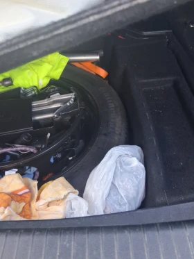 Mercedes-Benz E 200, снимка 11