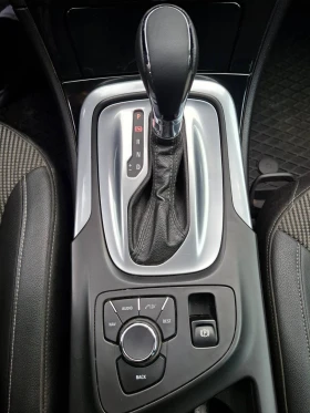 Opel Insignia 2.0 BI-TURBO 4x4/ Sport Tourer / OPC Line, снимка 11