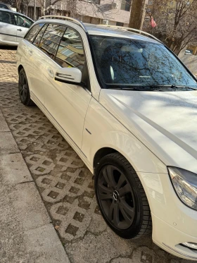 Mercedes-Benz C 220, снимка 2