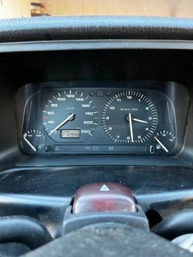 VW Golf 1.8 - 750 € / 1466.87 лв. - 22636793 5